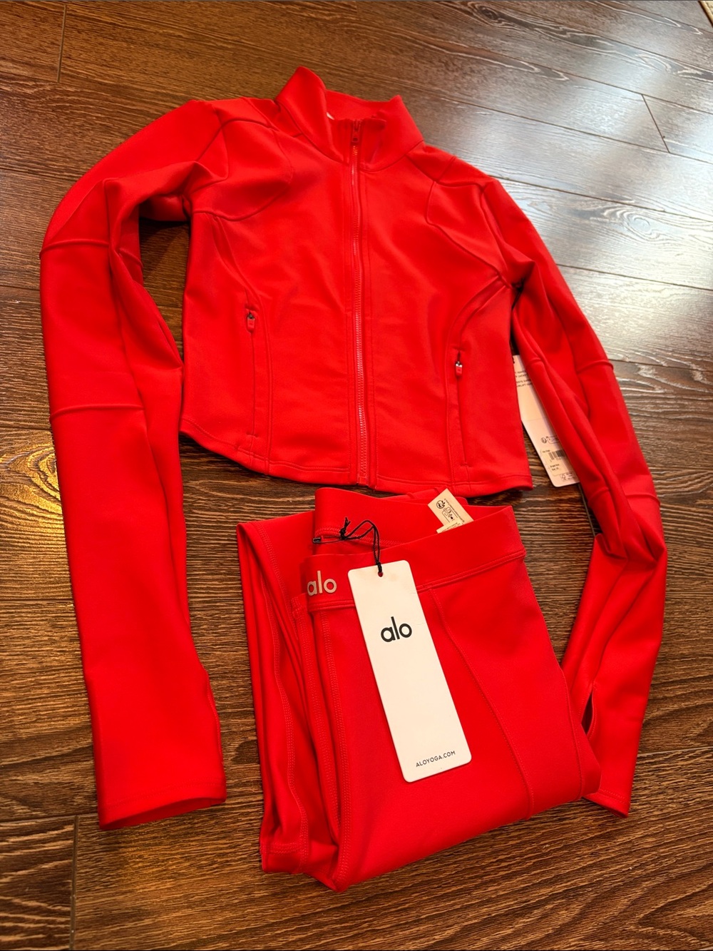 ALO Yoga Women's Bright Red SET